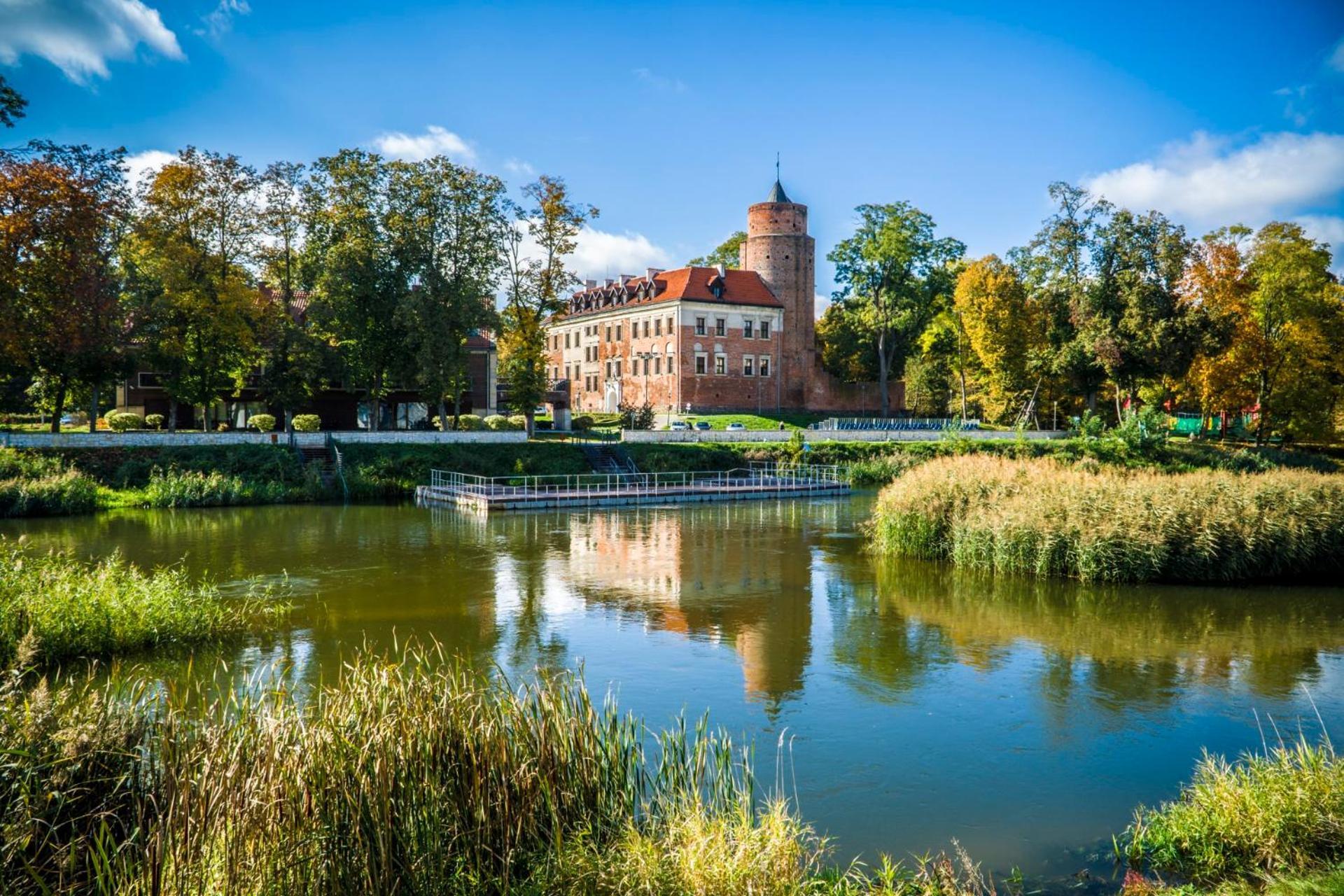 Zamek Uniejow Aparthotel ภายนอก รูปภาพ