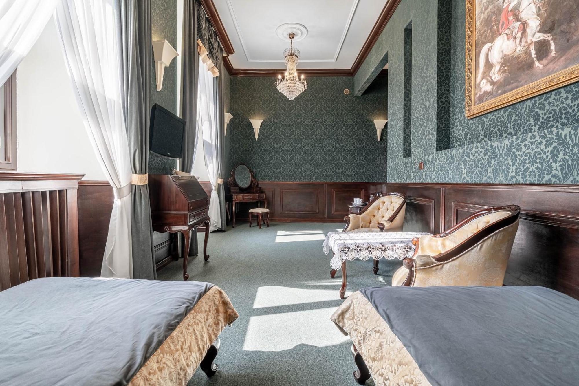 Zamek Uniejow Aparthotel ภายนอก รูปภาพ